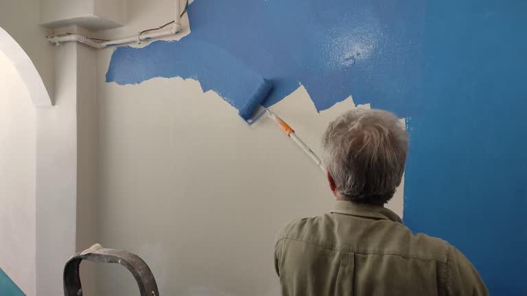 Best Touch-Up Painting  in Woodburn, OR